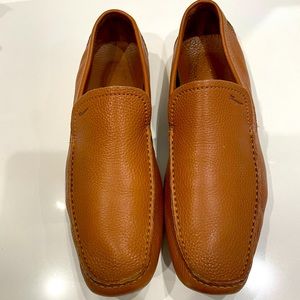 Men’s Ferragamo caramel loafers size 11